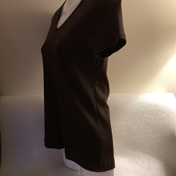 Chico’s Brown V-Neck Short Cap Sleeve Stretch T-Shirt - Chico’s Size 0 - Picture 14 of 15